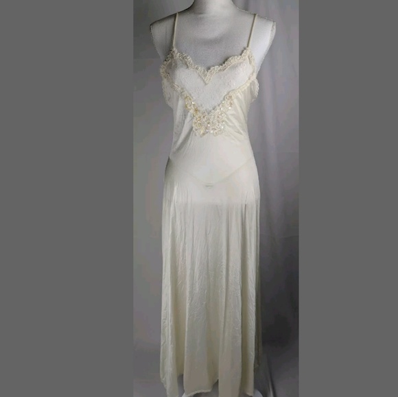 SOLD - Picture 2 of 5